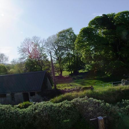 Glendalough Scenery Farmhouse Roundwood Bagian luar foto