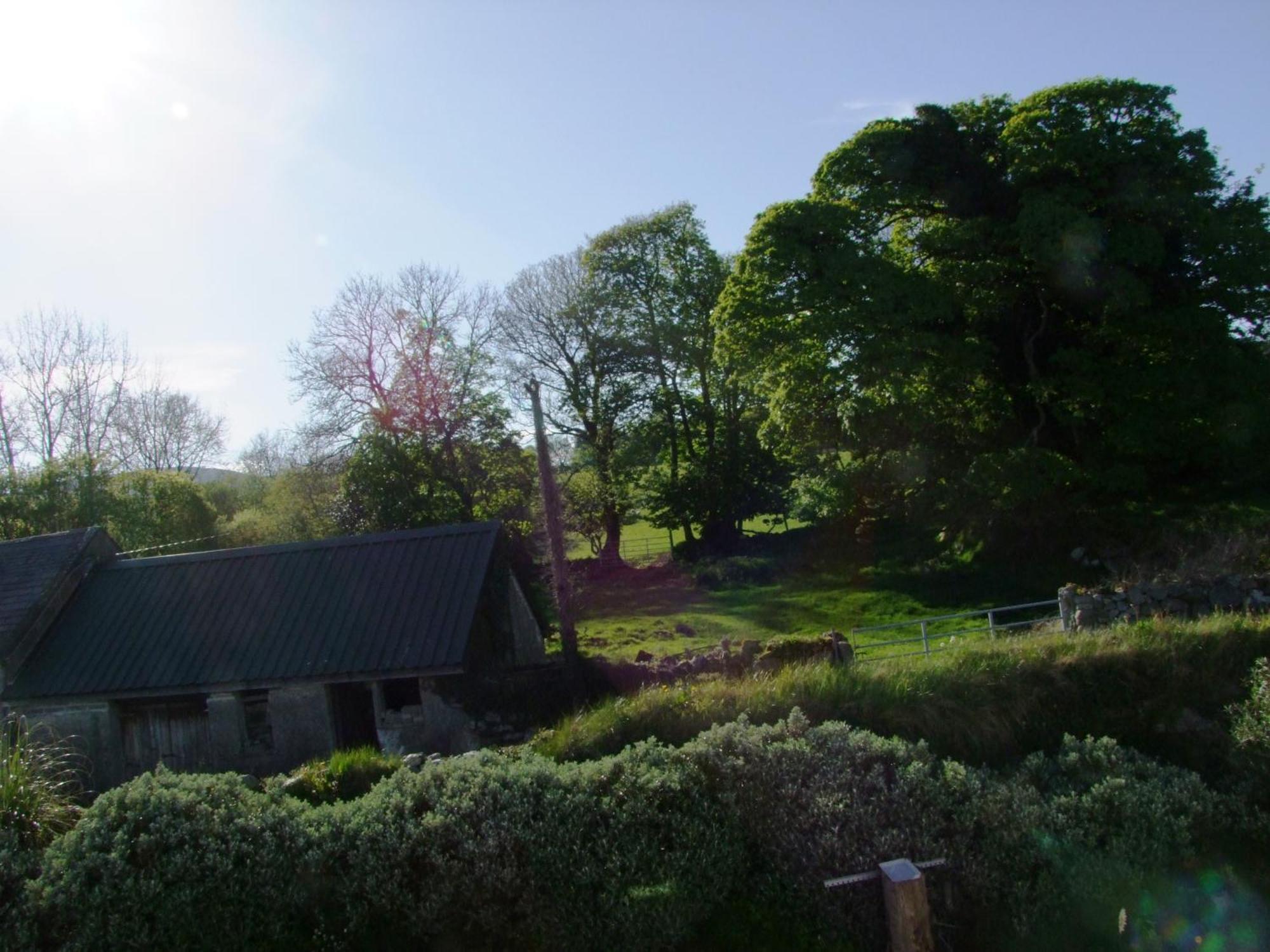 Glendalough Scenery Farmhouse Roundwood Bagian luar foto